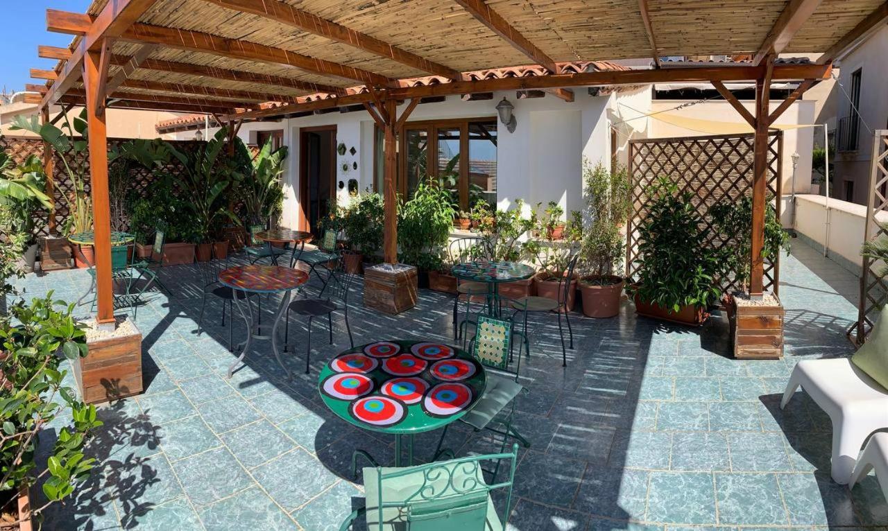 Guest House Le Sibille ตาออร์มินา ภายนอก รูปภาพ