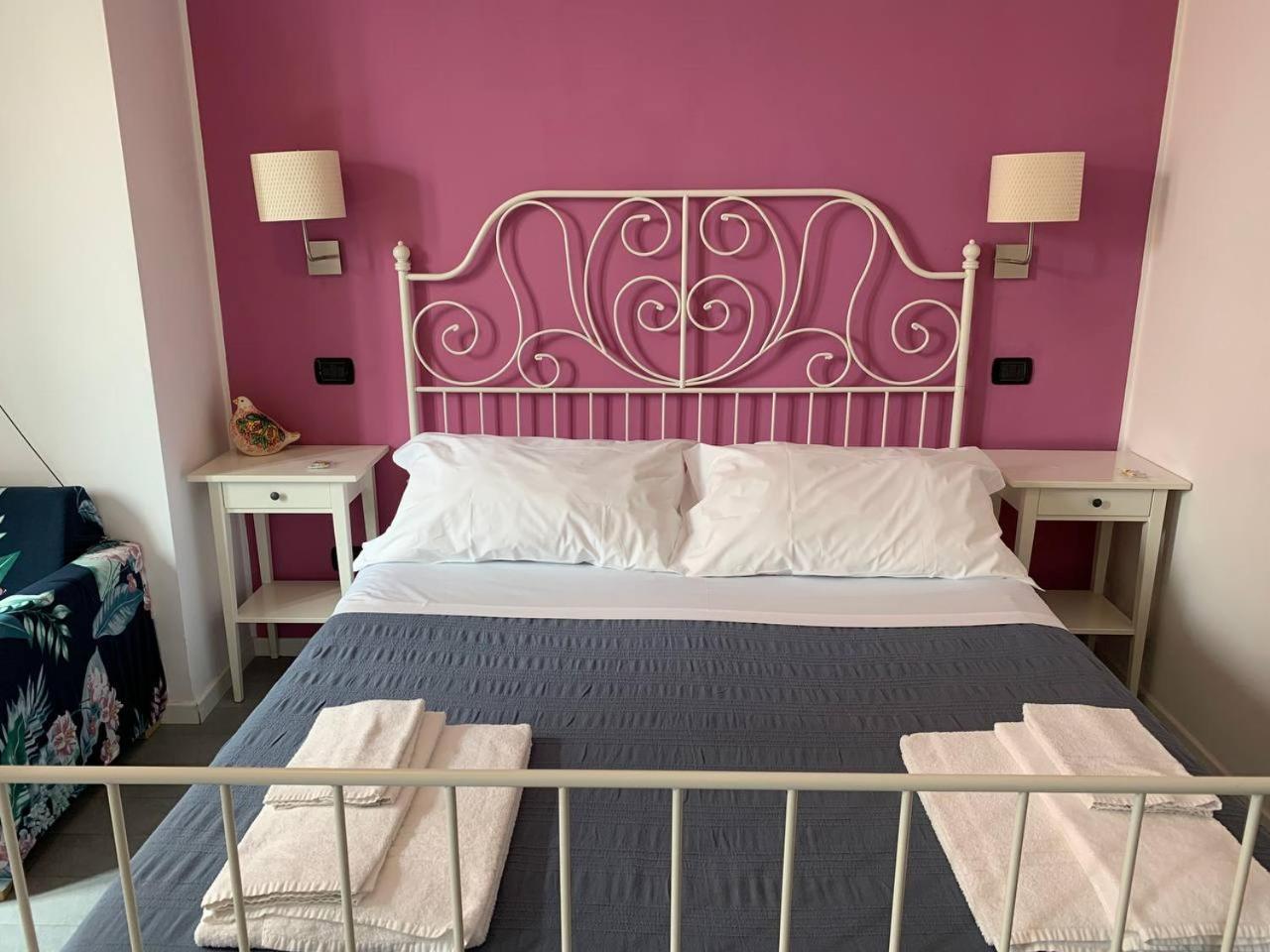Guest House Le Sibille ตาออร์มินา ภายนอก รูปภาพ