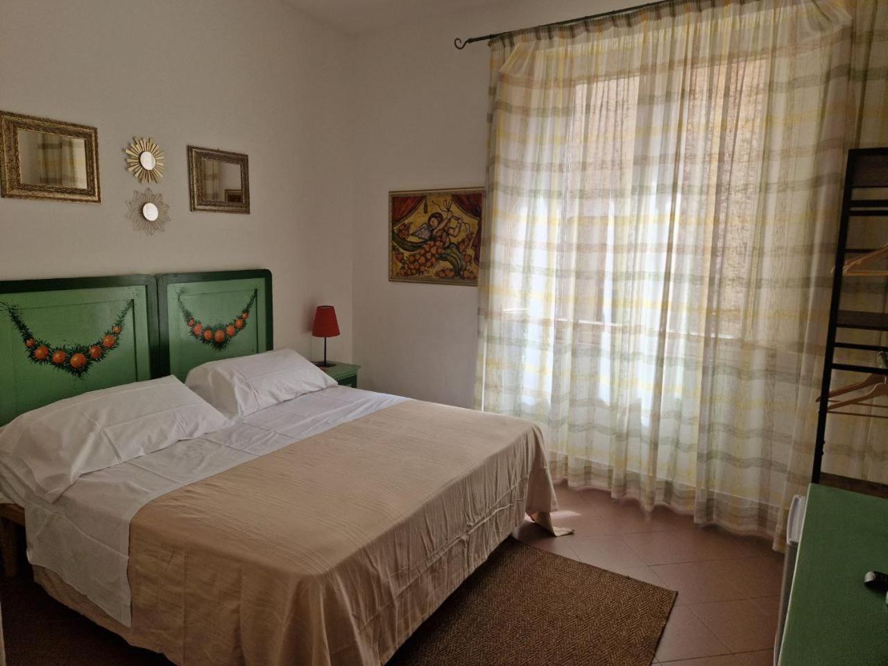 Guest House Le Sibille ตาออร์มินา ภายนอก รูปภาพ